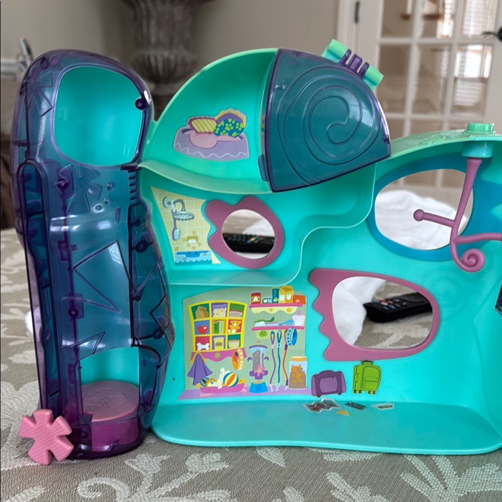 Colorful Kids Playhouse Toy